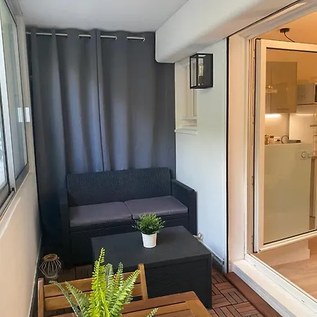 Le Scandinave Cosy Du Carre D'or, A Cote De La *